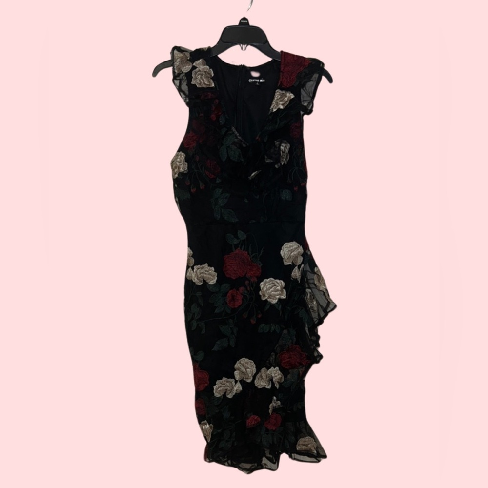 MUST SEE Gianni Bini Red and White Sheath Midi Dress Sleeveless V-Neck